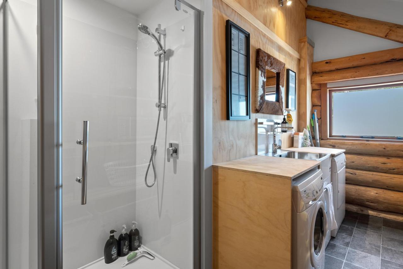 The Log House Villa Wanaka Buitenkant foto